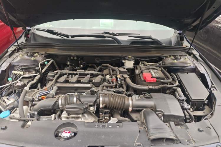 Used Honda Inspire 2019 260TURBO Elegant Edition China VI Emission Standard Engine Bay