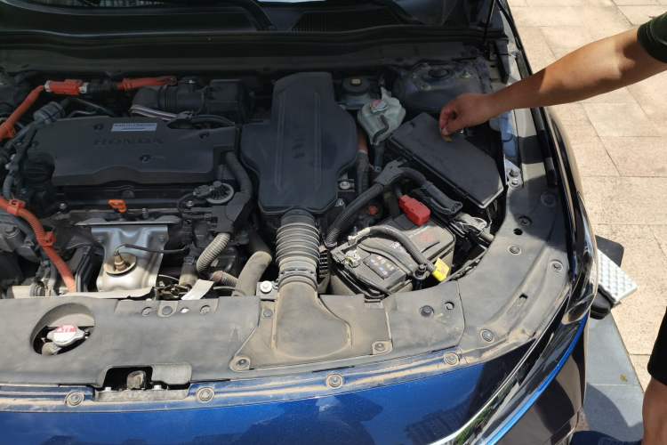 Used Honda Inspire 2019 Rui·Hybrid 2.0L Jing Shang Edition China VI Engine Bay Left