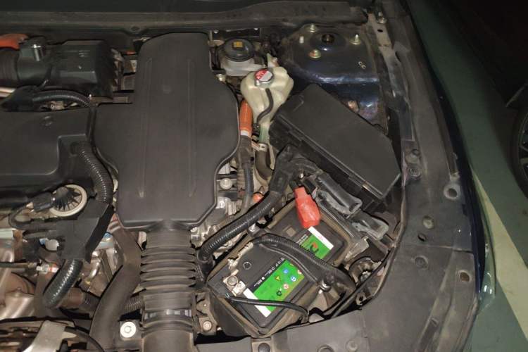 Used Honda Inspire 2019 Rui·Hybrid 2.0L Jing Shang Edition China VI Engine Bay Left