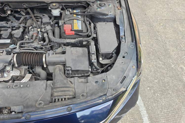 Used Honda Inspire 2019 260TURBO Elegant Edition China VI Emission Standard Engine Bay Left