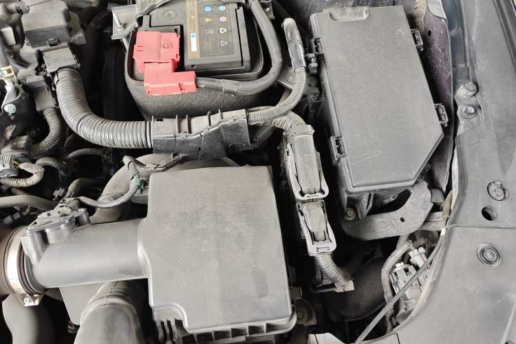 Used Honda Inspire 2019 260TURBO Elegant Edition China VI Emission Standard Engine Bay Left