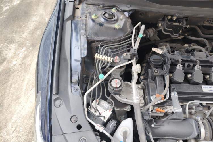Used Honda Inspire 2019 260TURBO Elegant Edition China VI Emission Standard Engine Bay Right
