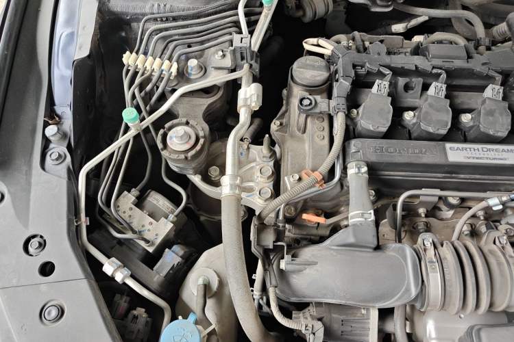 Used Honda Inspire 2019 260TURBO Elegant Edition China VI Emission Standard Engine Bay Right