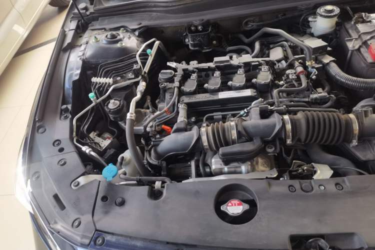 Used Honda Inspire 2019 260TURBO Elegant Edition China VI Emission Standard Engine Bay Right