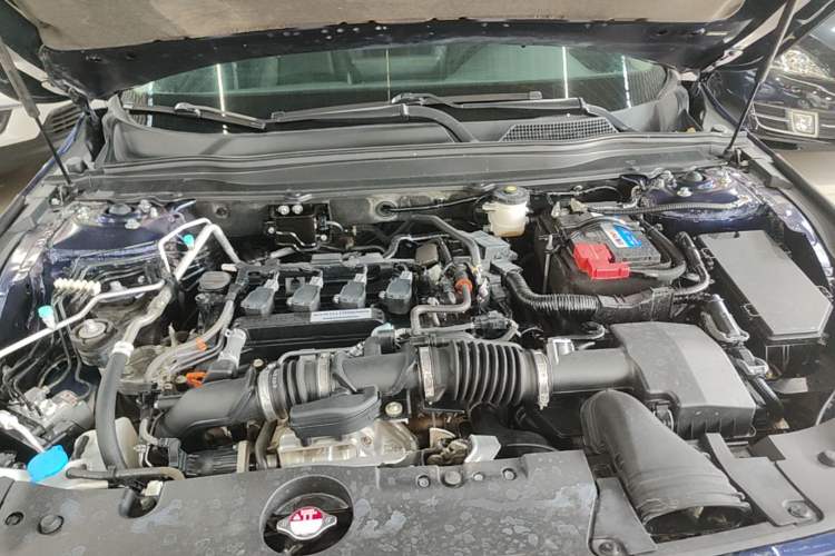 Used Honda Inspire 2019 260TURBO Elegant Edition China VI Emission Standard Engine Bay