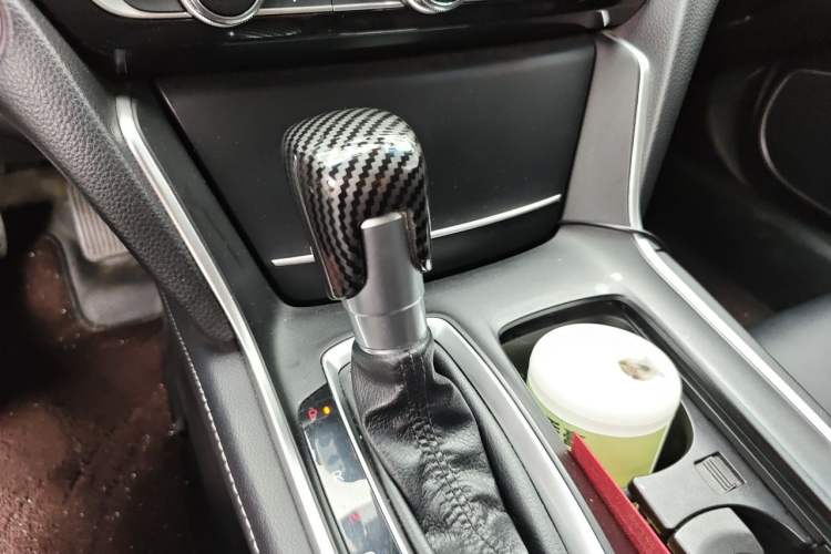 Used Honda Inspire 2019 260TURBO Jingyue Edition China VI Gear Lever