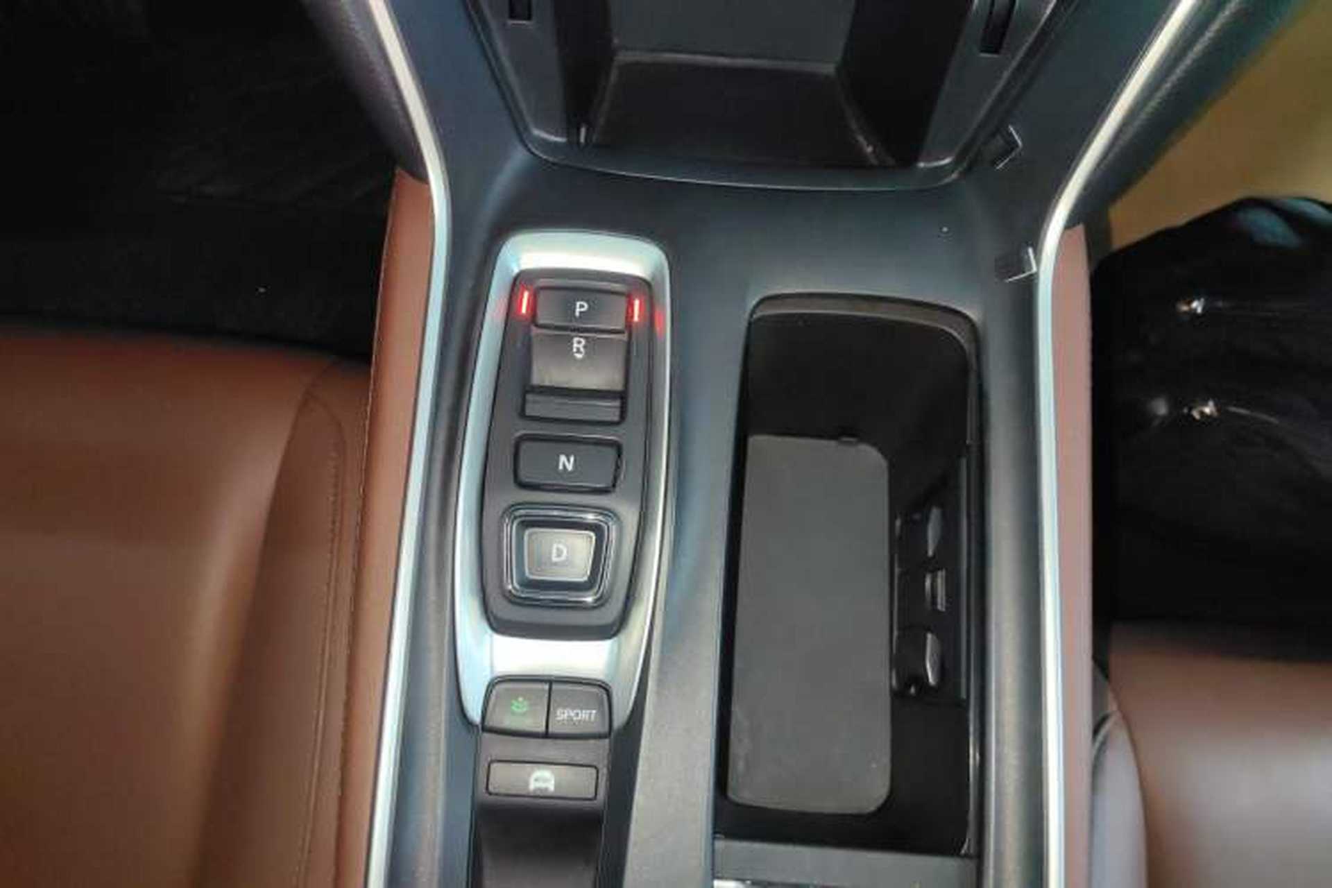 Used Honda Inspire 2019 Rui·Hybrid 2.0L Jingya Edition China VI Gear Lever