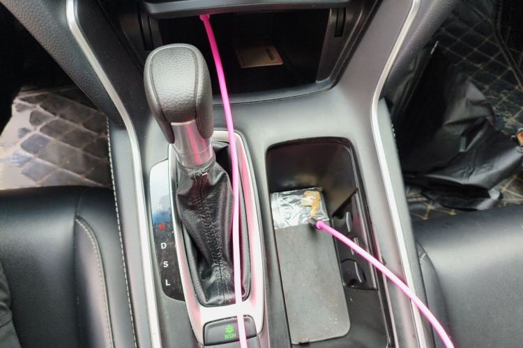Used Honda Inspire 2019 260TURBO Elegant Edition China VI Emission Standard Gear Lever
