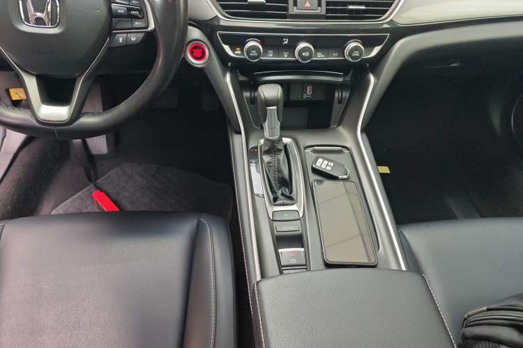 Used Honda Inspire 2019 260TURBO Jingyue Edition China VI Gear Lever