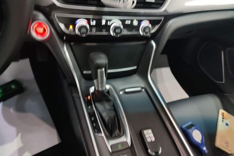 Used Honda Inspire 2019 260TURBO Elegant Edition China VI Emission Standard Gear Lever