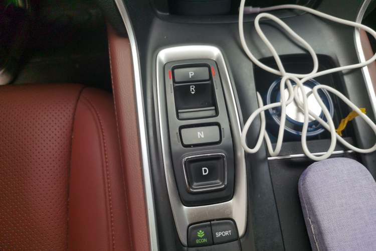 Used Honda Inspire 2019 Rui·Hybrid 2.0L Jingya Edition China VI Gear Lever