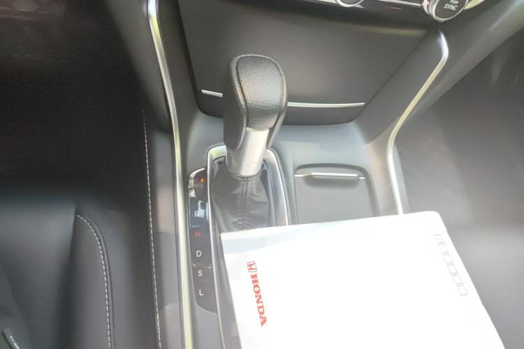 Used Honda Inspire 2019 260TURBO Elegant Edition China VI Emission Standard Gear Lever