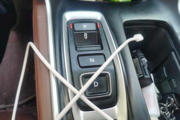 Used Honda Inspire 2019 Rui·Hybrid 2.0L Jingya Edition China VI Gear Lever