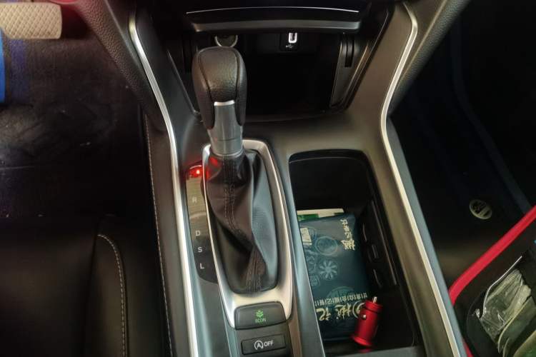 Used Honda Inspire 2019 260TURBO Elegant Edition China VI Emission Standard Gear Lever