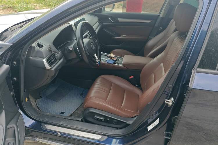 Used Honda Inspire 2019 Rui Hybrid 2.0L Jing Shang Edition China V Emission Standard Left Front Seat