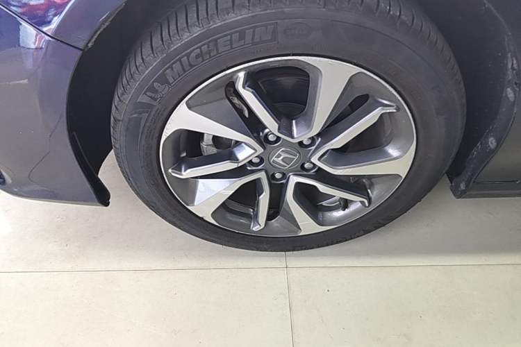 Used Honda Inspire 2019 260TURBO Elegant Edition China VI Emission Standard Left Front Wheel Hub