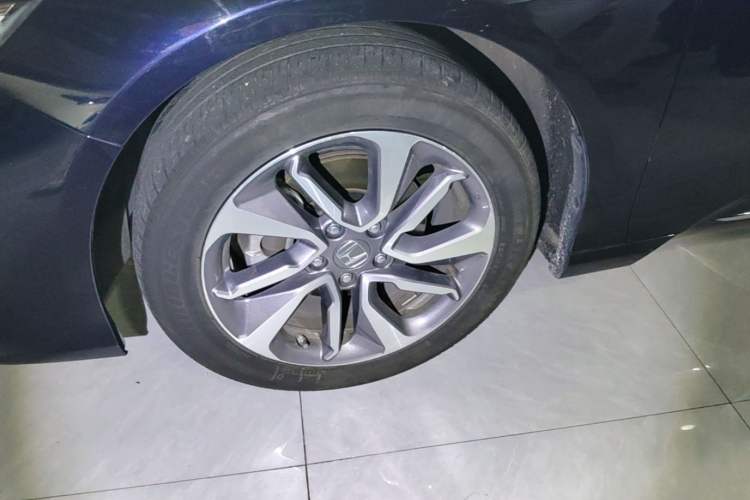 Used Honda Inspire 2019 260TURBO Elegant Edition China VI Emission Standard Left Front Wheel Hub