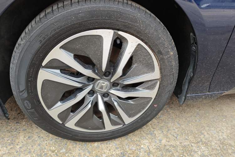 Used Honda Inspire 2019 Rui·Hybrid 2.0L Jingya Edition China VI Left Front Wheel Hub