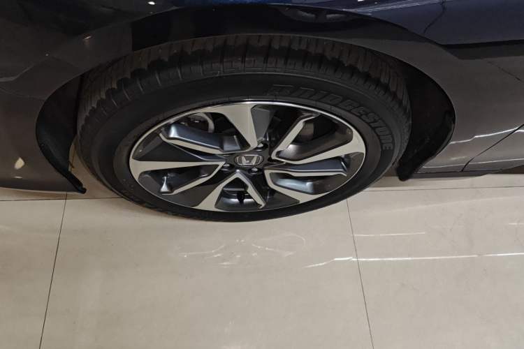 Used Honda Inspire 2019 260TURBO Elegant Edition China VI Emission Standard Left Front Wheel Hub