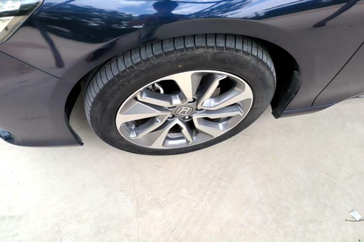 Used Honda Inspire 2019 260TURBO Elegant Edition China VI Emission Standard Left Front Wheel Hub