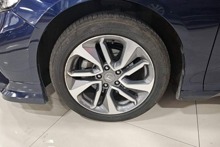 Used Honda Inspire 2019 260TURBO Elegant Edition China VI Emission Standard Left Front Wheel Hub