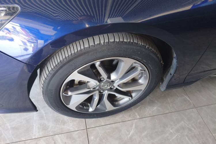 Used Honda Inspire 2019 260TURBO Elegant Edition China VI Emission Standard Left Front Wheel Hub
