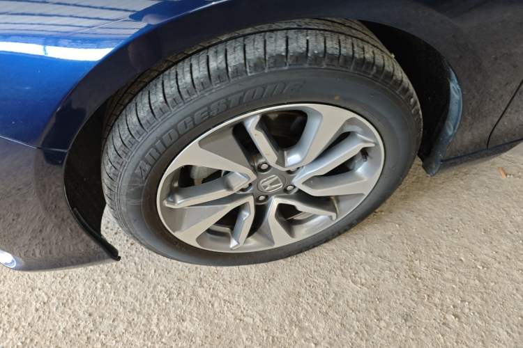 Used Honda Inspire 2019 260TURBO Elegant Edition China VI Emission Standard Left Front Wheel Hub