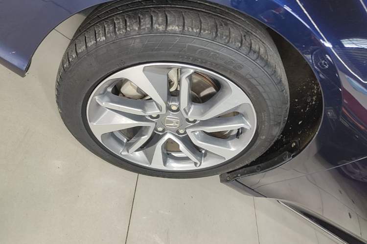 Used Honda Inspire 2019 260TURBO Elegant Edition China VI Emission Standard Left Front Wheel Hub