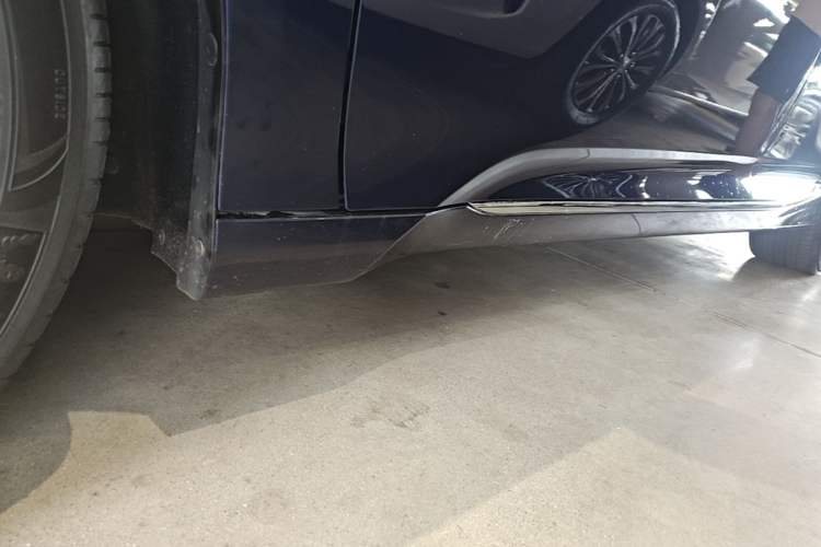 Used Honda Inspire 2019 260TURBO Elite Edition China V Standard Left Side Sill