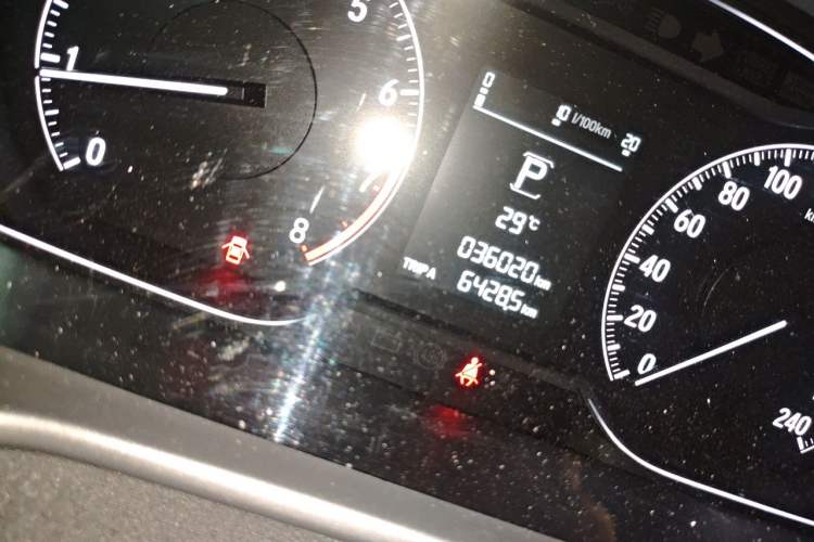 Used Honda Inspire 2019 260TURBO Elegant Edition China VI Emission Standard Odometer Close Up