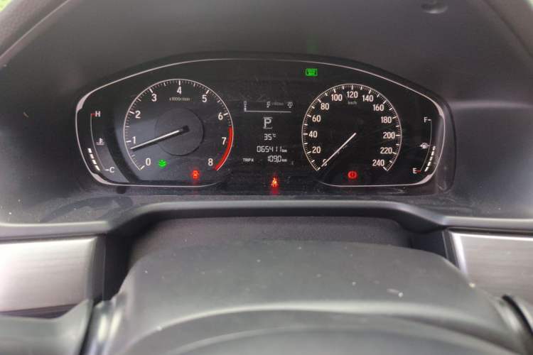 Used Honda Inspire 2019 260TURBO Elegant Edition China VI Emission Standard Odometer Close Up