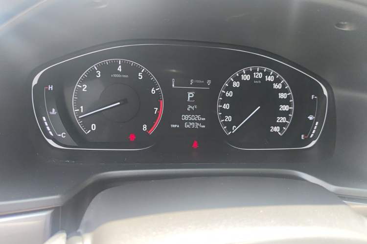 Used Honda Inspire 2019 260TURBO Elegant Edition China V Emission Standard Odometer Close Up
