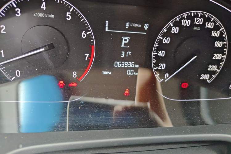 Used Honda Inspire 2019 260TURBO Elegant Edition China VI Emission Standard Odometer Close Up