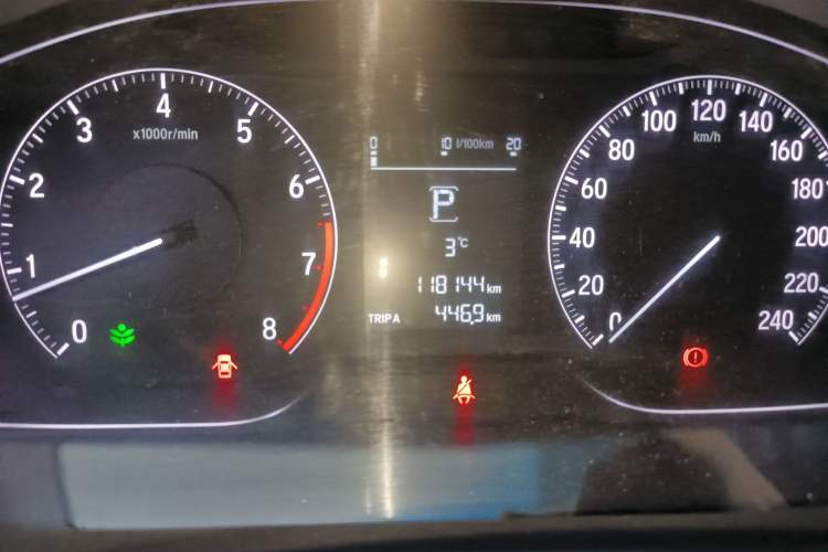 Used Honda Inspire 2019 260TURBO Elegant Edition China VI Emission Standard Odometer Close Up