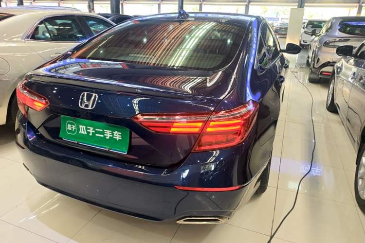 Used Honda Inspire 2019 260TURBO Elegant Edition China VI Emission Standard Rear Right 45 Deg