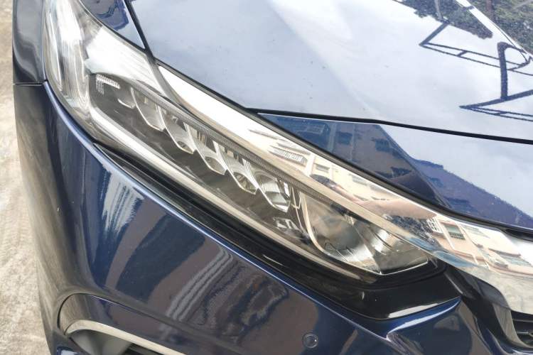 Used Honda Inspire 2019 260TURBO Elegant Edition China VI Emission Standard Right Front Headlight