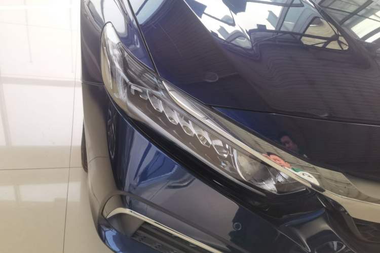 Used Honda Inspire 2019 260TURBO Elegant Edition China VI Emission Standard Right Front Headlight