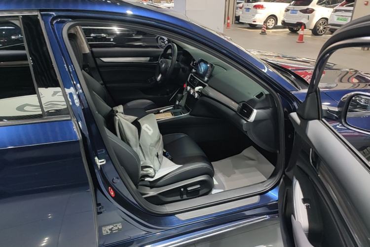 Used Honda Inspire 2019 260TURBO Elegant Edition China VI Emission Standard Right Front Seat