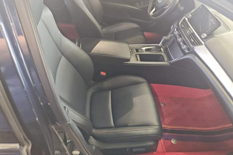 Used Honda Inspire 2019 260TURBO Elite Edition China V Standard Right Front Seat