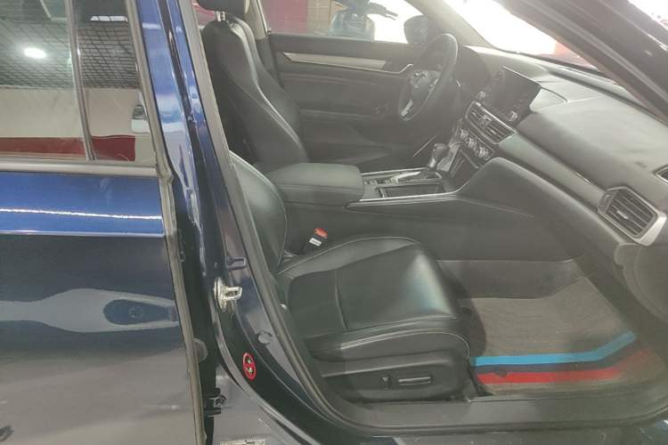 Used Honda Inspire 2019 260TURBO Elegant Edition China VI Emission Standard Right Front Seat