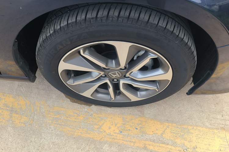 Used Honda Inspire 2019 260TURBO Elegant Edition China VI Emission Standard Right Front Wheel Hub