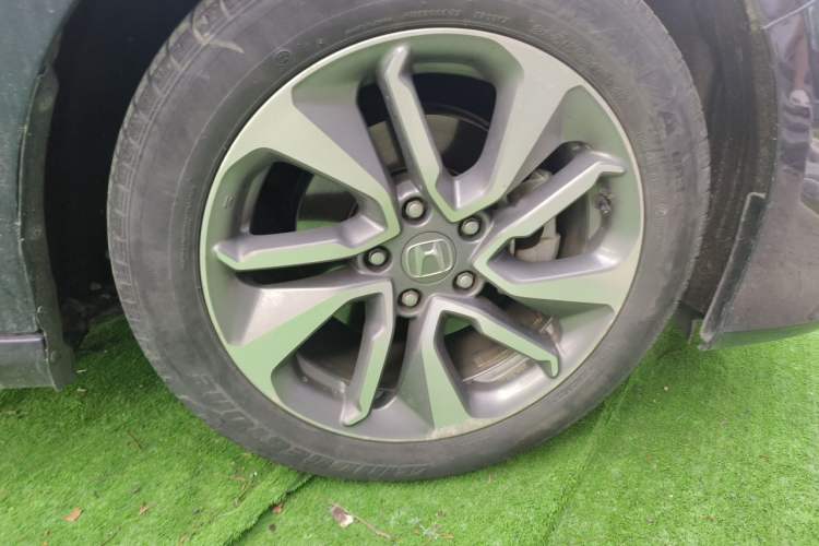 Used Honda Inspire 2019 260TURBO Elegant Edition China VI Emission Standard Right Front Wheel Hub