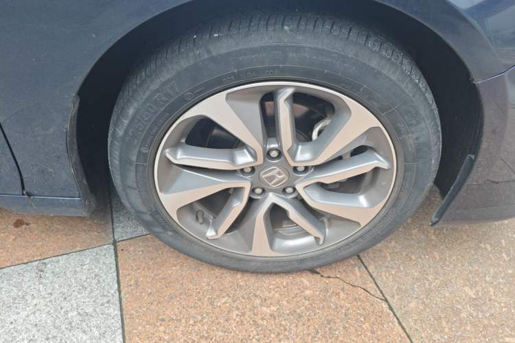 Used Honda Inspire 2019 260TURBO Elegant Edition China VI Emission Standard Right Front Wheel Hub