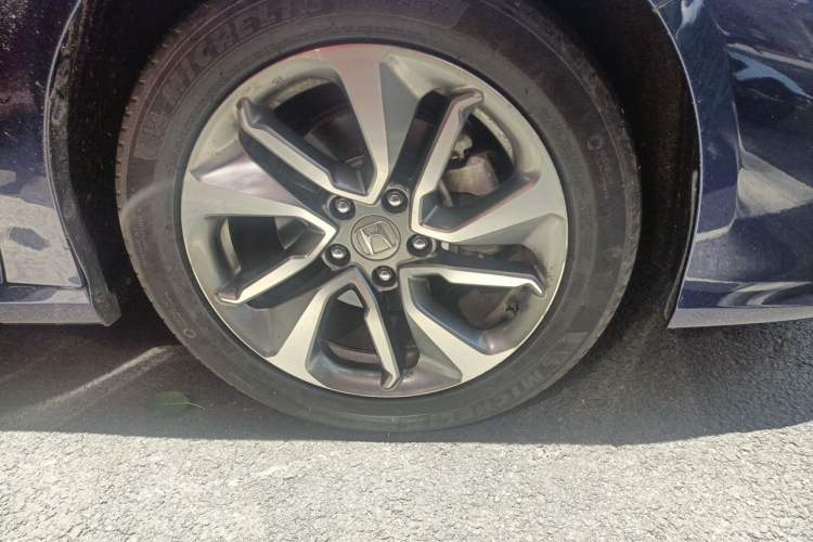 Used Honda Inspire 2019 260TURBO Elegant Edition China V Emission Standard Right Front Wheel Hub