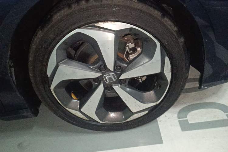 Used Honda Inspire 2019 Rui·Hybrid 2.0L Jingyue Edition China VI Emission Standard Right Front Wheel Hub