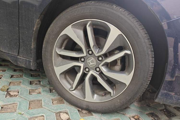 Used Honda Inspire 2019 260TURBO Elegant Edition China V Emission Standard Right Front Wheel Hub