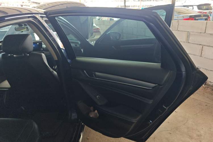 Used Honda Inspire 2019 260TURBO Elegant Edition China VI Emission Standard Right Rear Door Interior