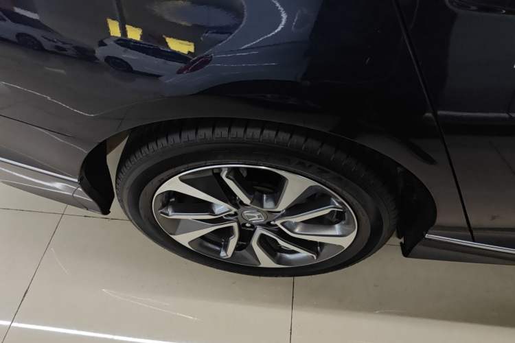 Used Honda Inspire 2019 260TURBO Elegant Edition China VI Emission Standard Right Rear Wheel Hub