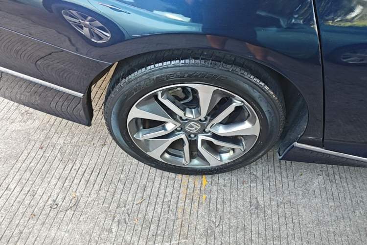 Used Honda Inspire 2019 260TURBO Elegant Edition China VI Emission Standard Right Rear Wheel Hub