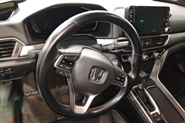 Used Honda Inspire 2019 260TURBO Elegant Edition China VI Emission Standard Steering Wheel
